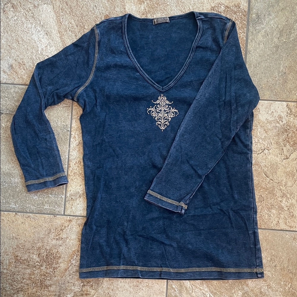 Xeit USA Women’s V‑Neck Long Sleeve Top with Center Embroidered Motif - Navy